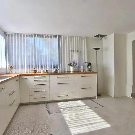 Villa Maison Loft Exceptionnel, Antibes, Jacuzzi Prive